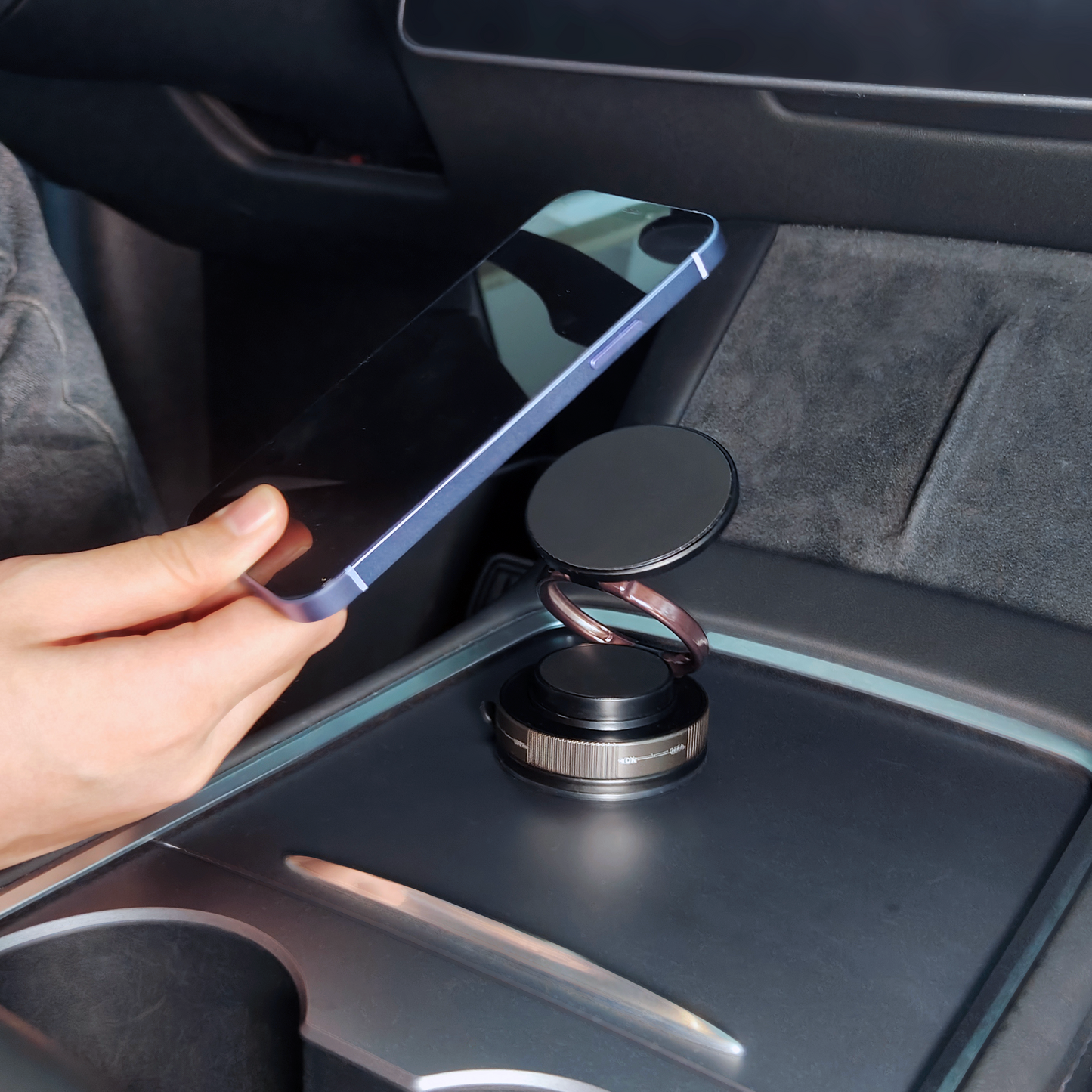 Jabees MagMount Flex 360° Rotatable Screw-Lock Suction Magnetic Phone Mount [Free Shipping]